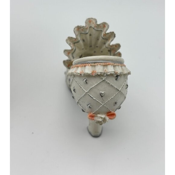 Victorian Style The Bride Miniature Shoe, Hat, Purse, Stand By Willow Hall - Picture 10 of 11